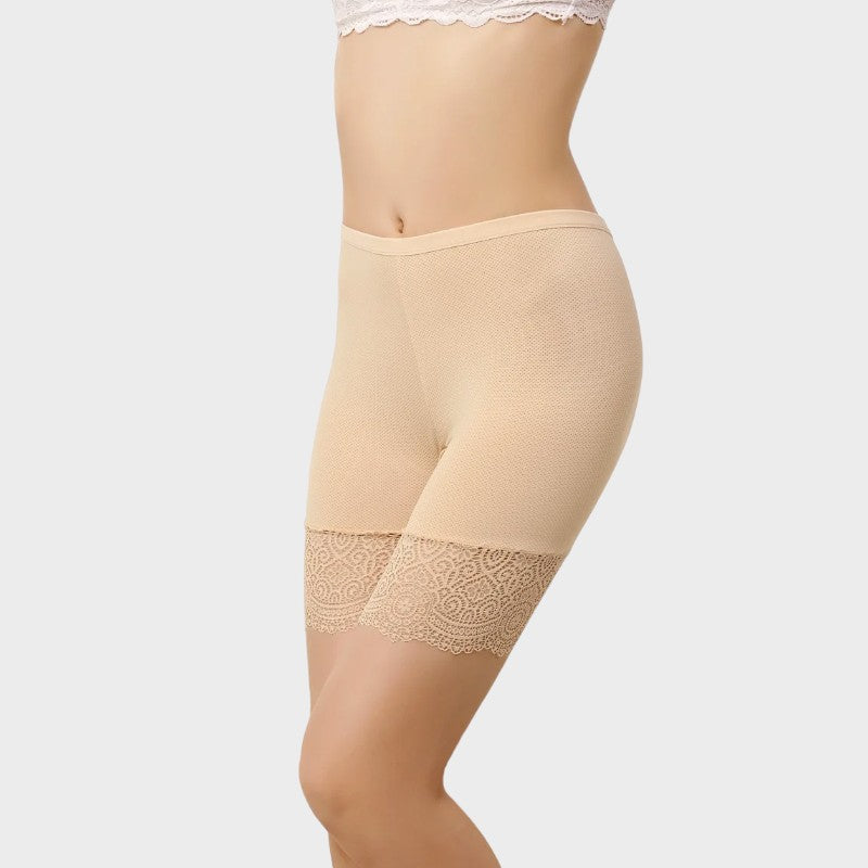 Beige lace half slip shorts Nude / One size (60 - 95kg)