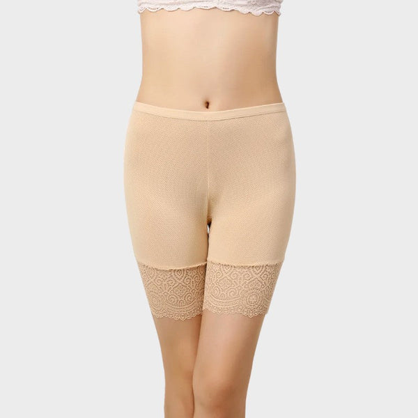 Beige lace half slip shorts Nude / One size (60 - 95kg)