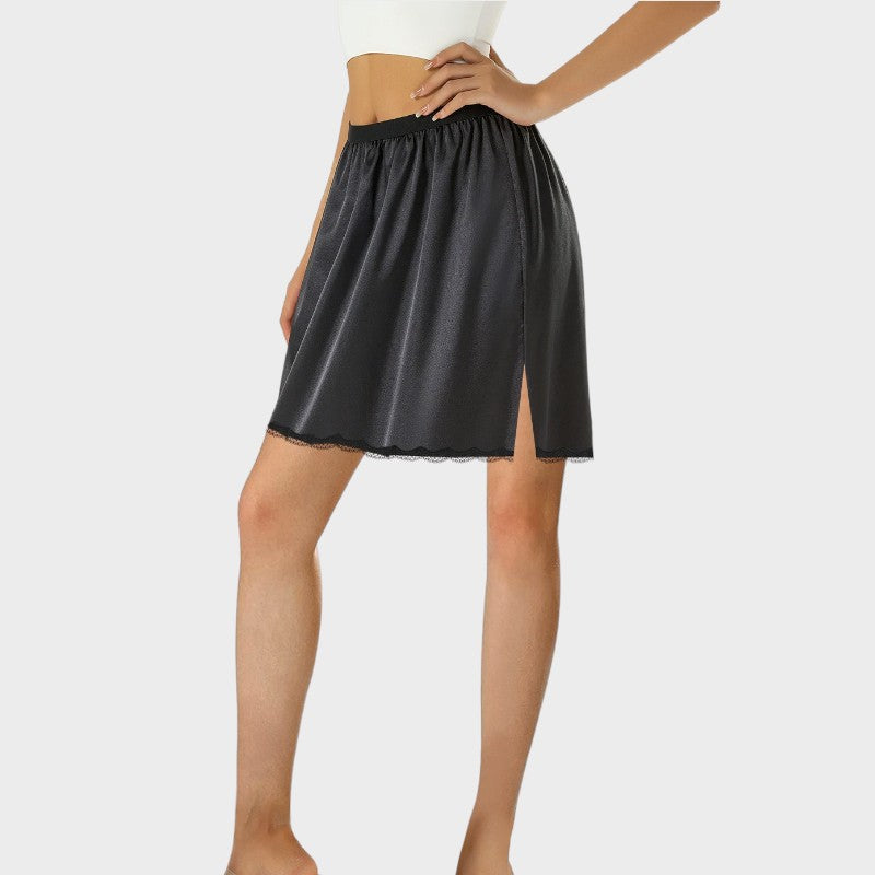 Black short petticoat Black / S