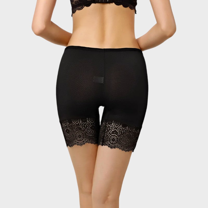 Black thin lace half slip shorts Black / One size (60 - 95kg)